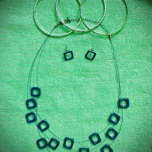 Fashion Beaded Square Accent Necklace & Earring Set - Teal